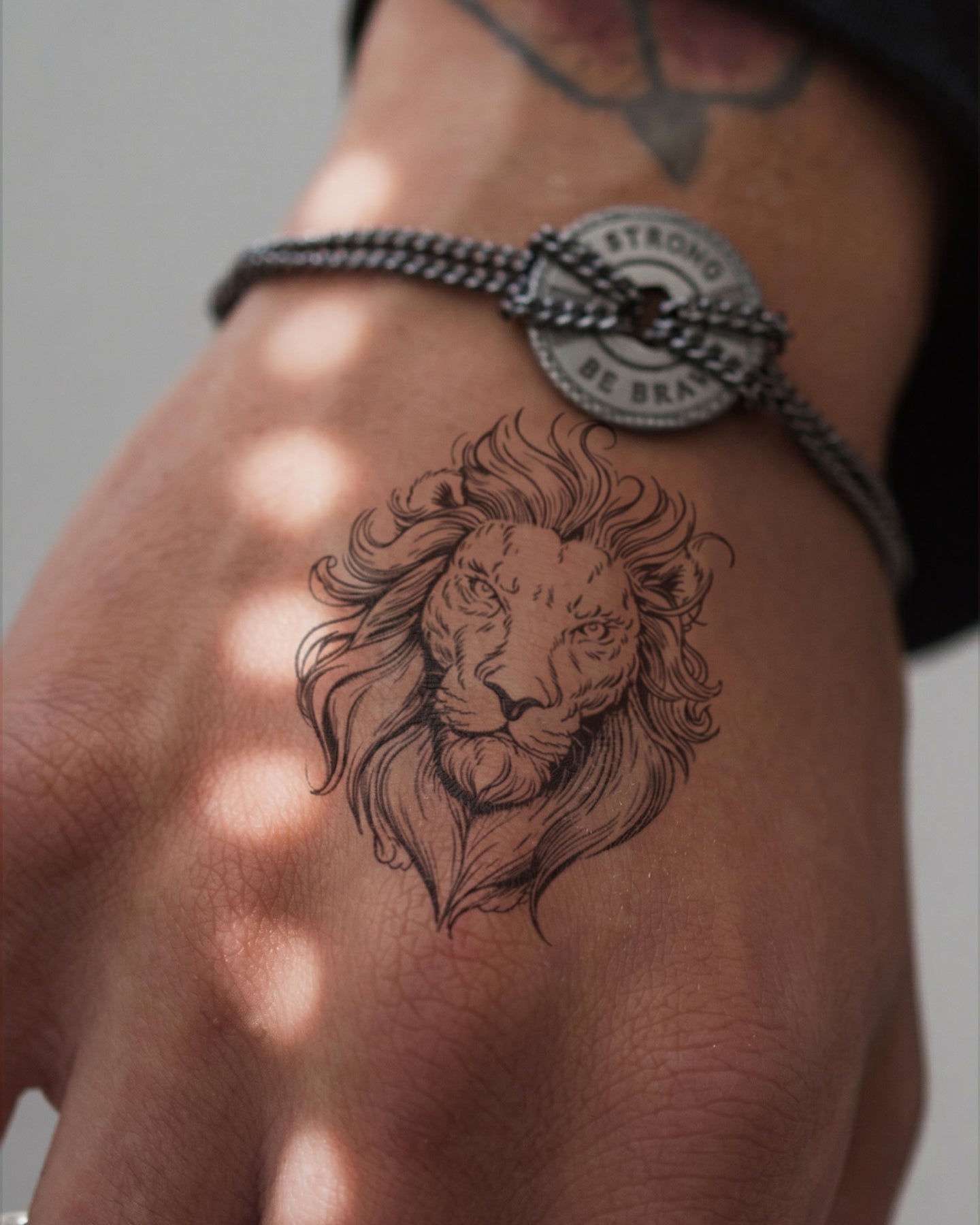 Lion Elegance